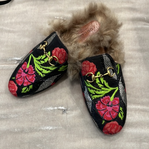 Authentic Gucci mules - Picture 2 of 7
